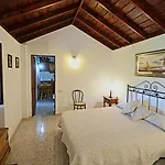 La Herbilla Country house *